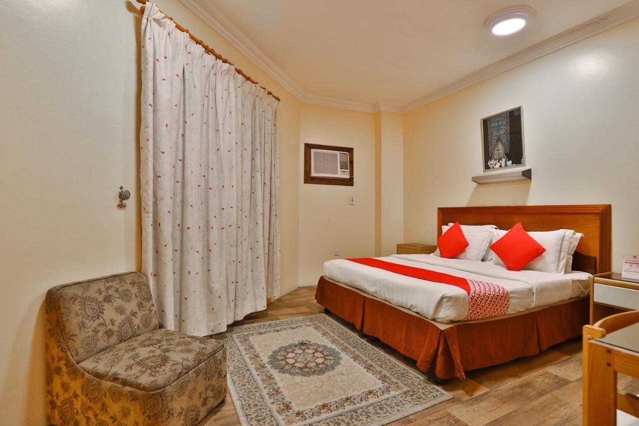 Hotel Oyo 350 Dar Almadinah à DDjeddah Extérieur photo